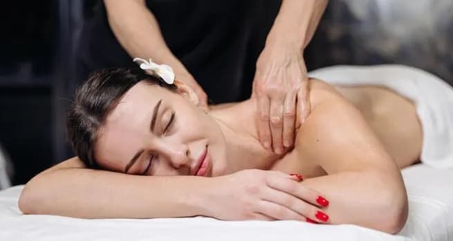 5 Benefits of Regular Massage Therapy for Your Body and Mind